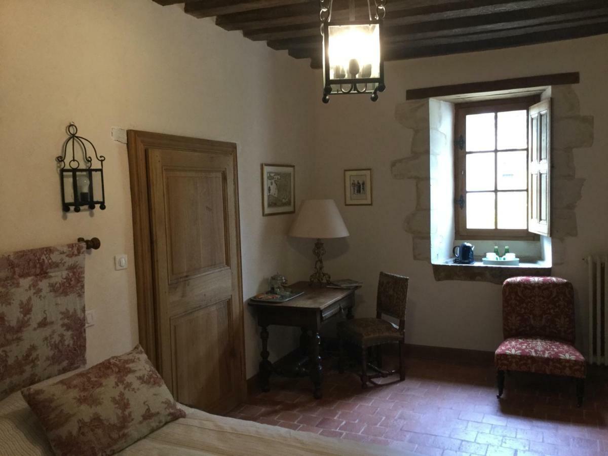 Logis De La Helberdiere Cossé-en-Champagne Екстериор снимка